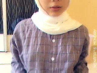 즐겨 찾기 tudung 소녀