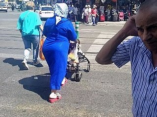 Hijab fat pain in the neck added to blue djellaba