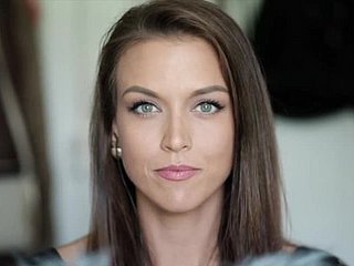 Bagaimana emosi perubahan seorang gadis yang cantik semasa syahwat