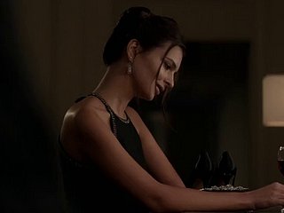 یملی Ratajkowski، نامعلوم Babes ویڈیو - 'جھوٹ اور چوری' '