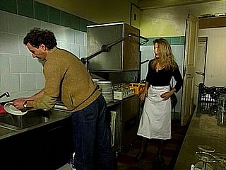 Clinica Della Vergogna (1994) - Anita Dark.