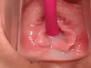 Закройте внутри мокрой киски Jucy POV