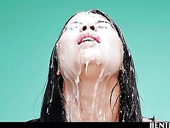 现实生活中的无尽 - 迪女士得到触手的性交和奶油大的时间