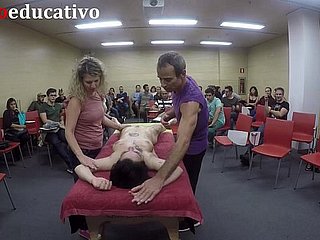 Rub down anal érotique Classe 3