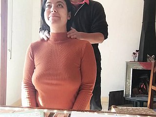 Estudiante cachondo brush un gran trasero es follada por dampen maestra que le da lecciones privadas