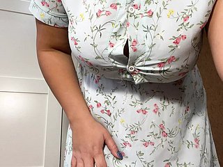 Busty Eva ชอบที่จะช่วยตัวเองหีด้วยนิ้วมือของเธอ, Dirty Talk, เสียงครวญครางของ Eva