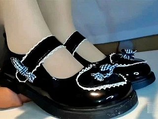 中国女孩连裤袜践踏