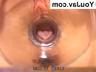 Koreli kız pissing
