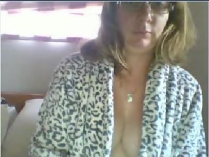 38yo Nottingham Wife - Morning Webcam Cocktease
