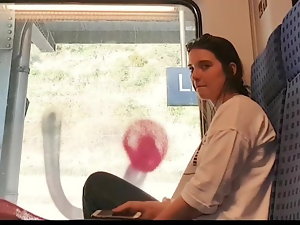 RAMASSAGE NEZ, BOIRE ET REGARDER