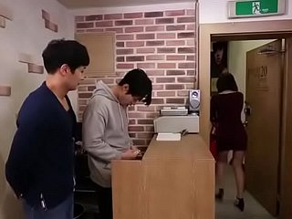 Người Trung Quốc ngây thơ với giày cao gót