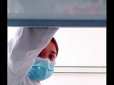 福建 某 医院 大胆 直播, 白天 在 是 文静 的 白衣天使, 回到家 是 淫荡 人 妻, 美女 裸 聊 : 75UJ.COM