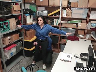 ShopLyfter - LP 책임자 영리한 청소년 도둑 창피