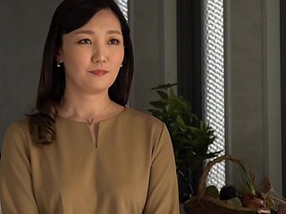 Penembakan Pertama Wanita Menikah Dokumen Reika Toriya