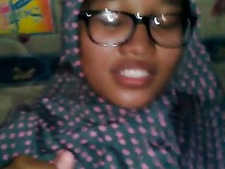 indonesian jilbab tudung memek berbulu 1