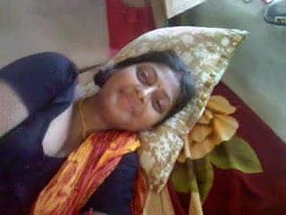 bella desi Boudi bengali con tette dispirited Devar esposto