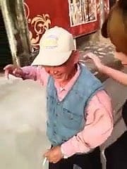 वेश्या महिला लड़के की थाईलैंड भूमि