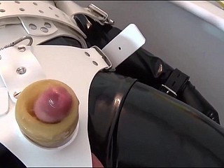 Scarlet dâm trong phòng khám (5) với Madame C