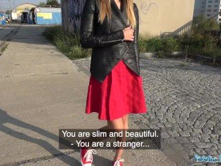 Agente Público Ela é pantyless e fica fodido rígido