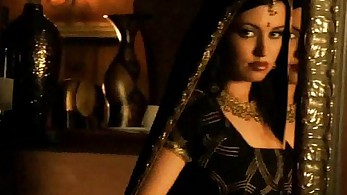 Bollywood Beauty Loves To Dance